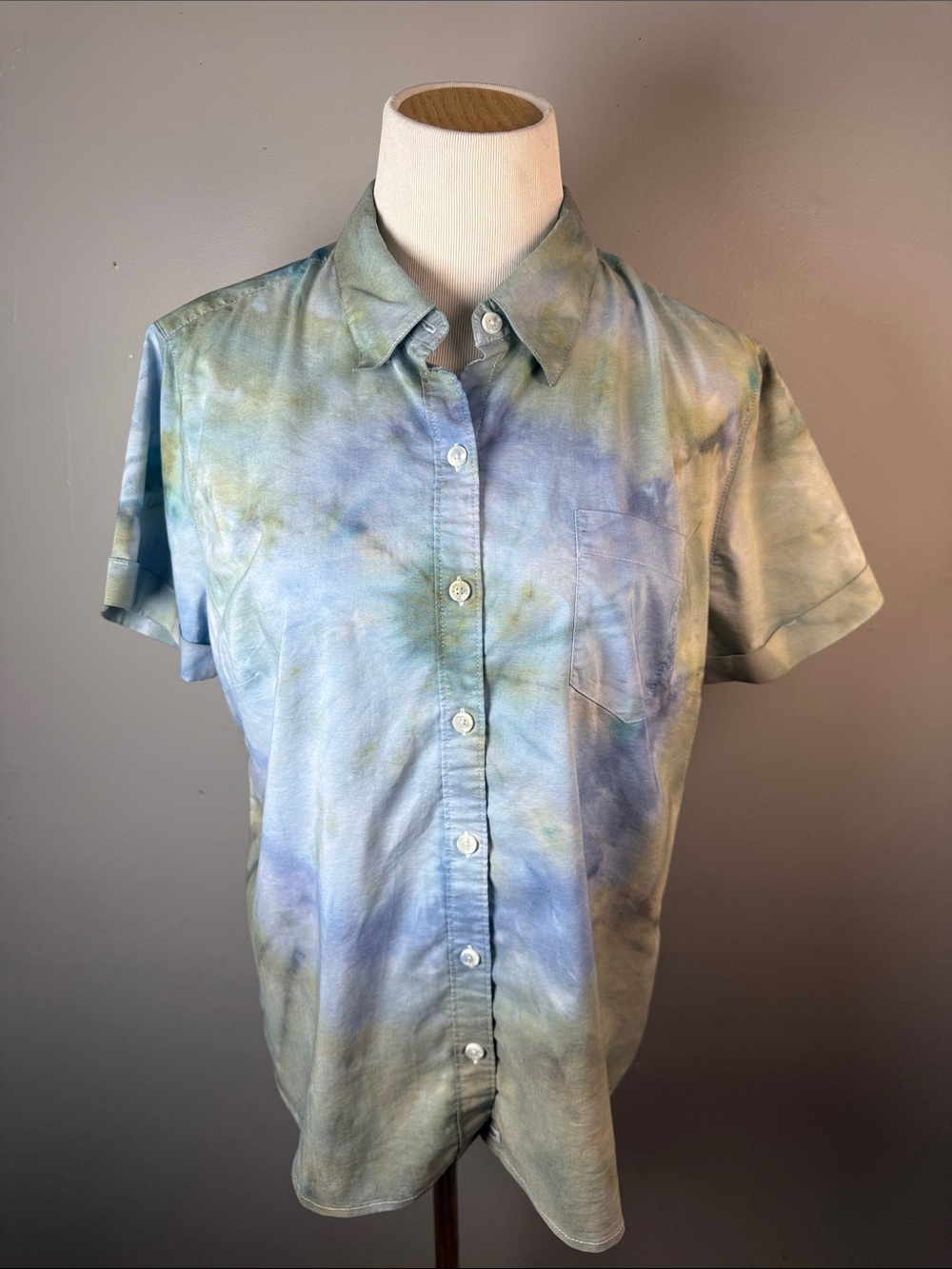 Tie-Dye Short Sleeve Button-Up Shirt in Blue & Green